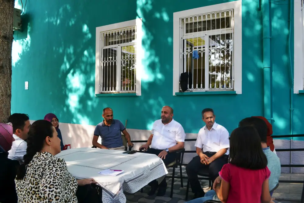 Celalettin Hakan Katırcı ve Öğrenciler